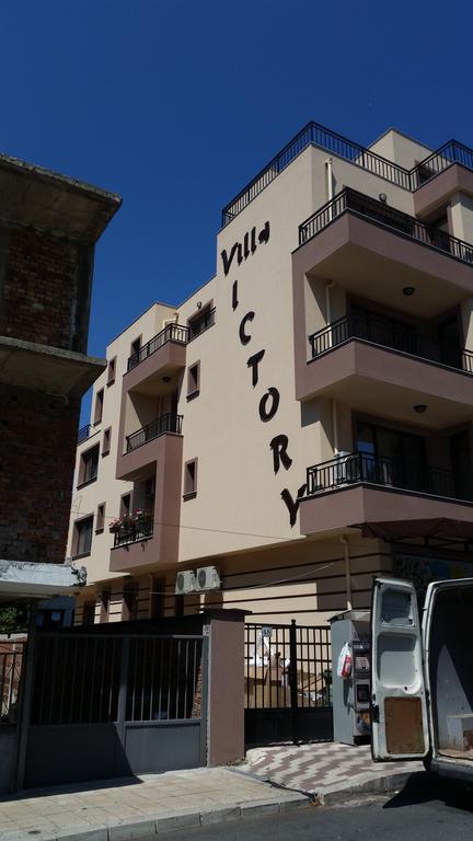 נסבר Villa Victory Apartments מראה חיצוני תמונה
